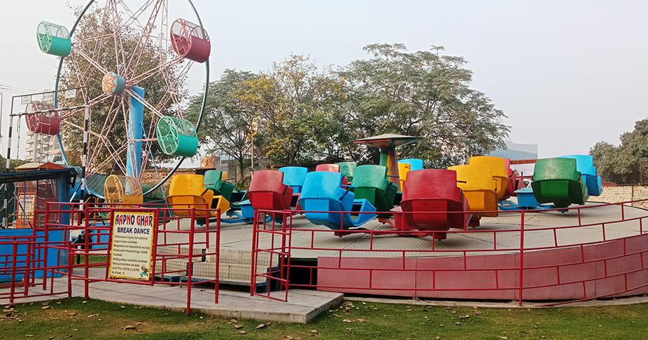Amusement Park in Delhi  Best Amusement Park - AapnoGhar